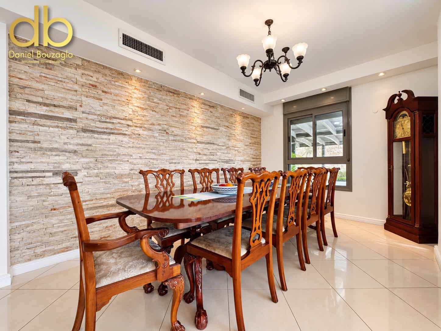 Exceptional Garden Apartment  – 360 SqM. Private Garden with Open Views