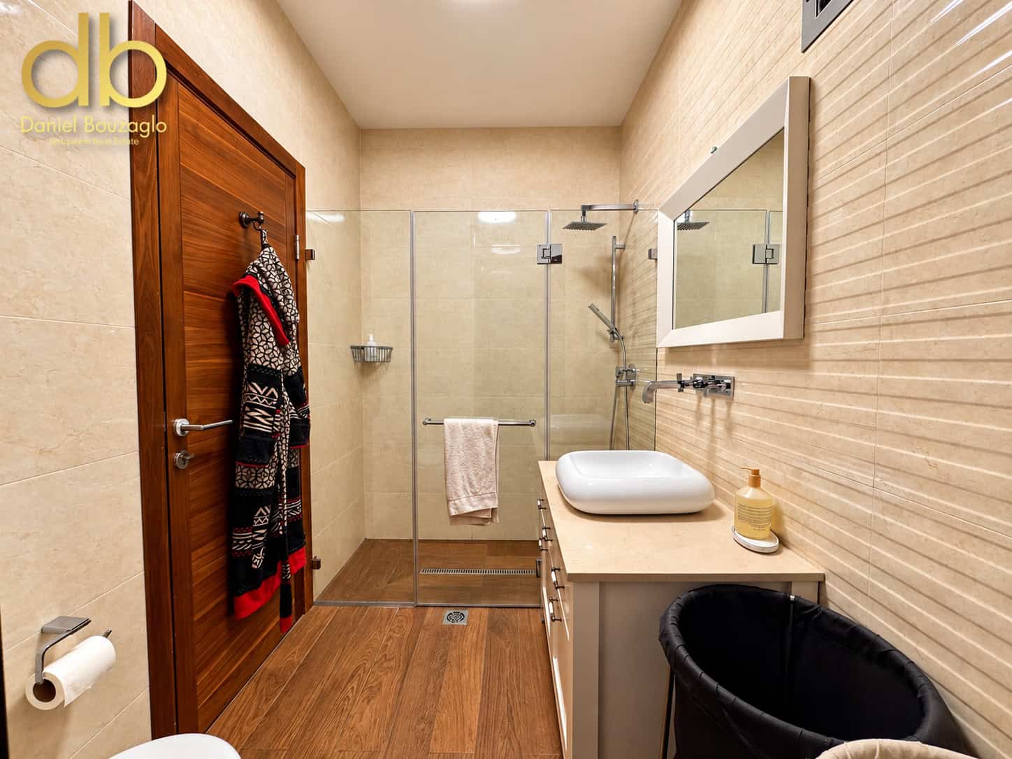 Exceptional Garden Apartment  – 360 SqM. Private Garden with Open Views