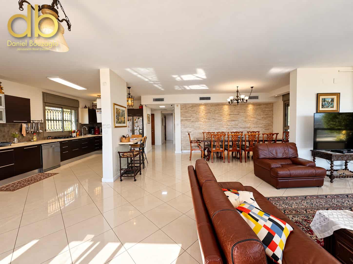 Exceptional Garden Apartment  – 360 SqM. Private Garden with Open Views