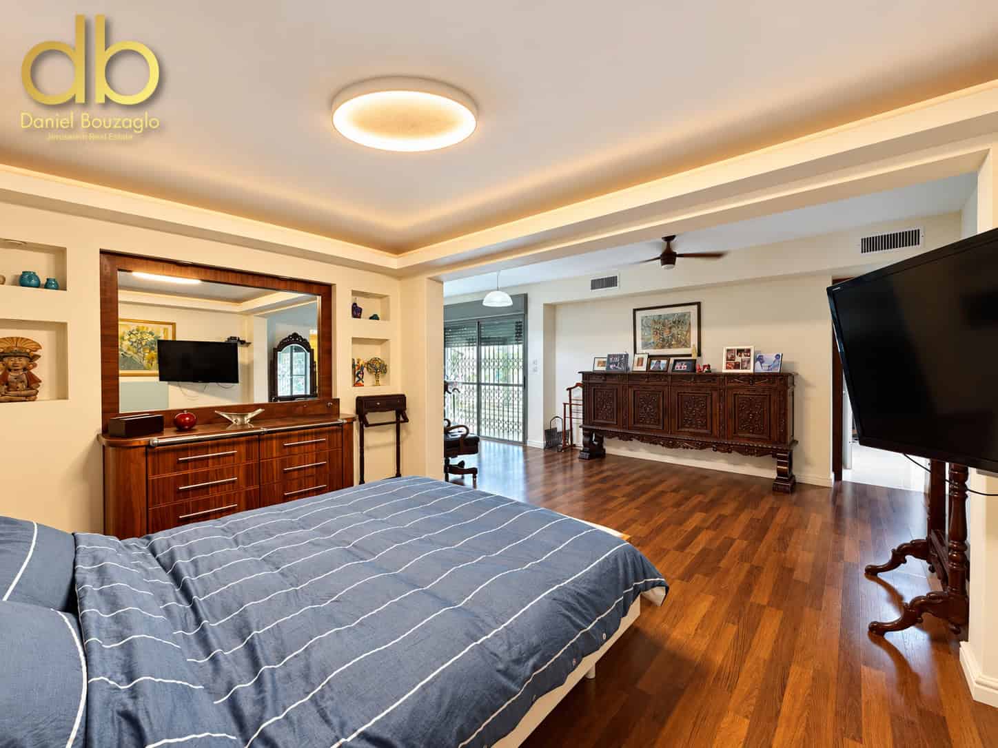 Exceptional Garden Apartment  – 360 SqM. Private Garden with Open Views
