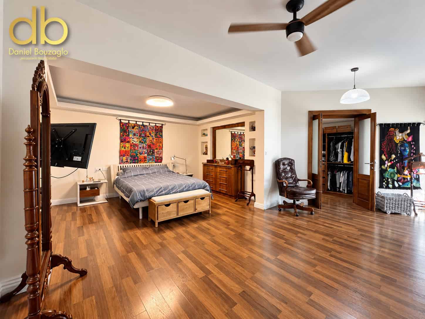Exceptional Garden Apartment  – 360 SqM. Private Garden with Open Views