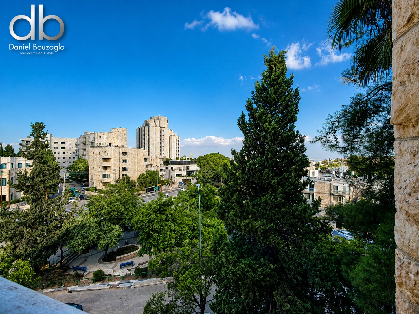 להשכרה בטלביה – דירת 4 חדרים מרווחת עם מרפסת, חניה ומחסן