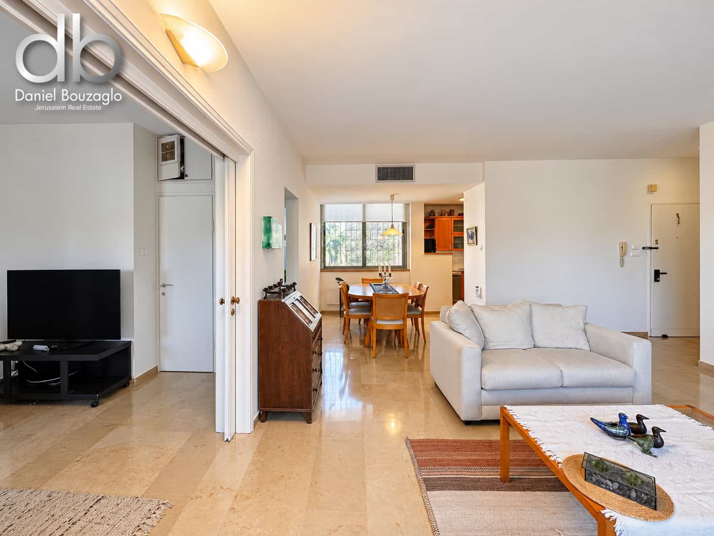 Spacious 3 Bedrooms Apartment for Sale in San Simon – Old Katamon